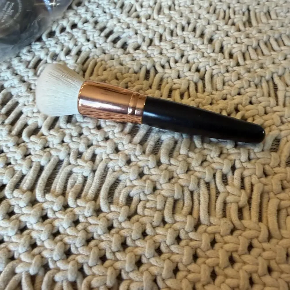 Morphe Rose Gold Brush